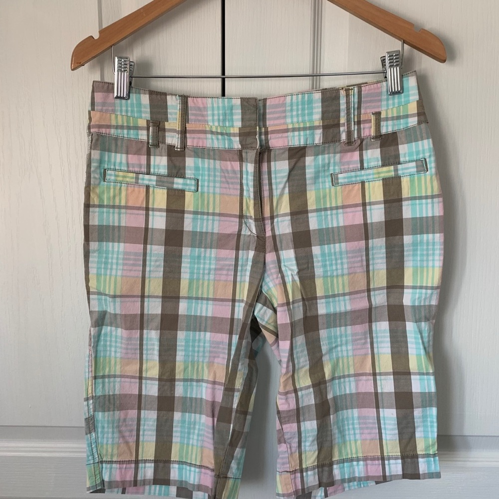 🌸2 for $55 Tommy Hilfiger plaid shorts